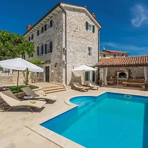 Beautiful Stone House - Parentium With Private Pool Villa